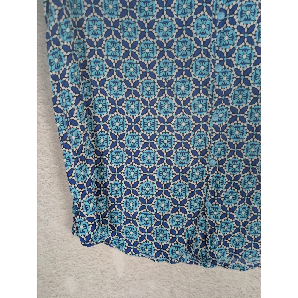 Liz Claiborne Button Down Top Women L Blue Geometric Floral V-Neck Short Sleeve - Picture 2 of 9